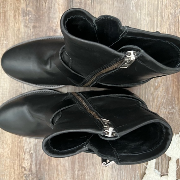 All Saints lug leather boot with silver hardware and leather straps - Picture 5 of 5